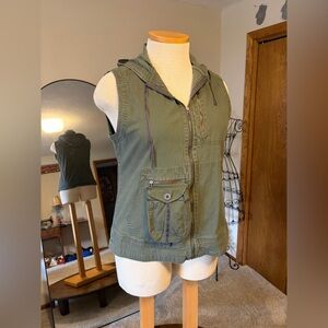 Columbia Olive Green Utility vest XL